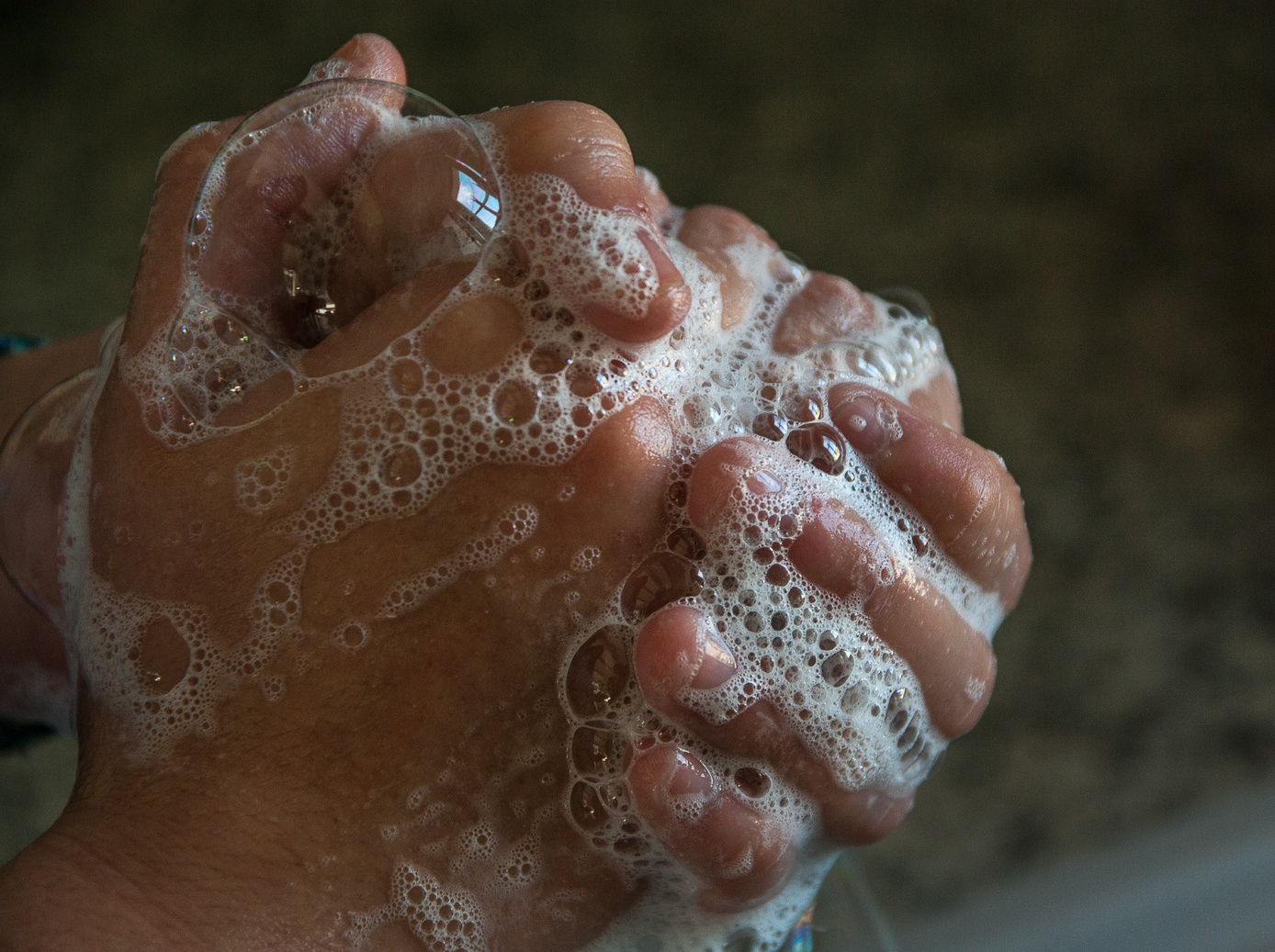 Kid Washing Hands